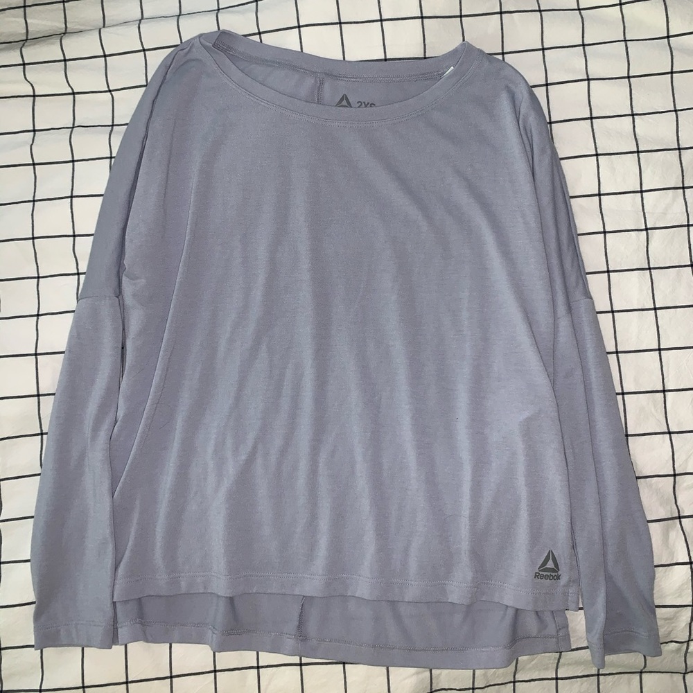 Women’s Reebok flowy top